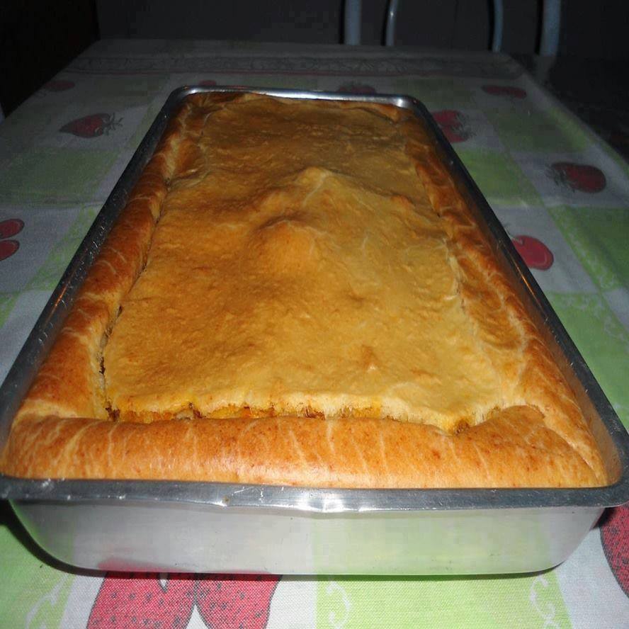 Torta de liquidificador com recheio de legumes