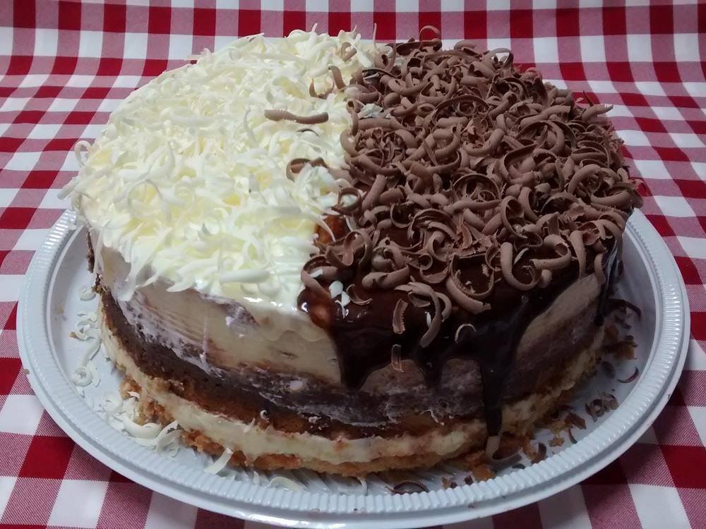 TORTA DE LEITE NINHO COM BRIGADEIRO