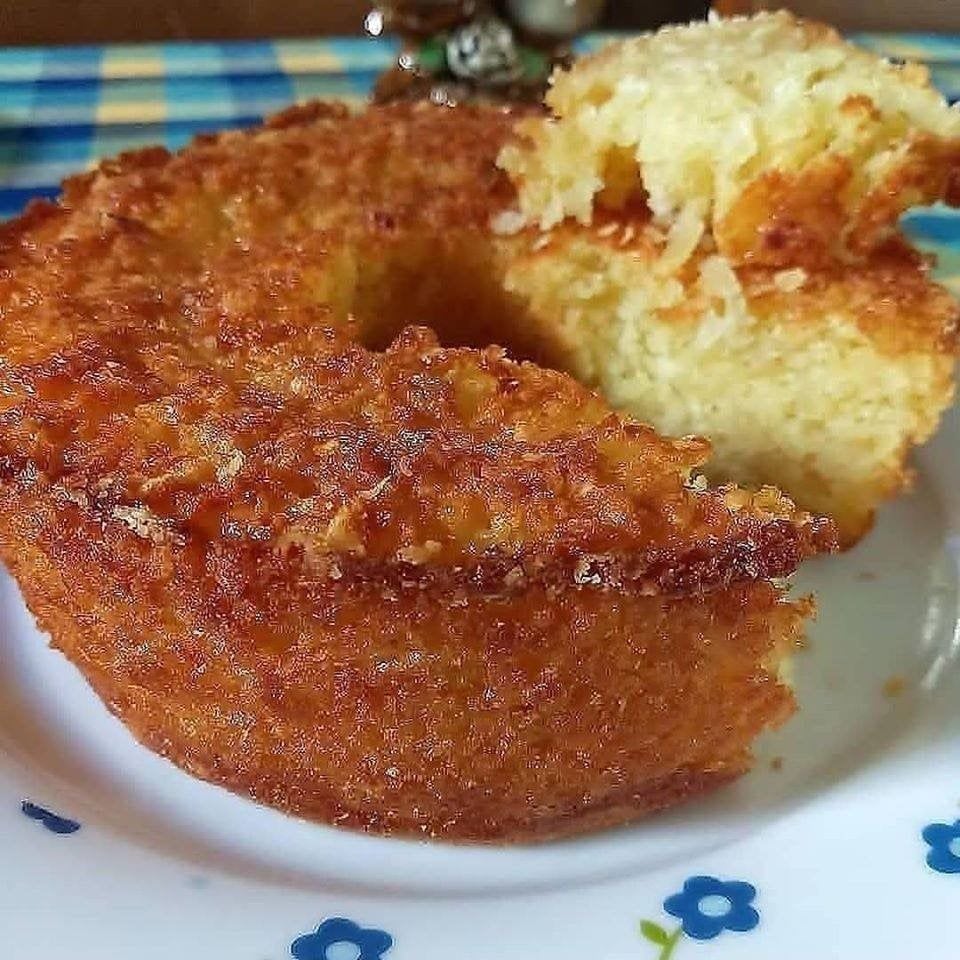 Bolo de Mandioca com Coco Delicioso