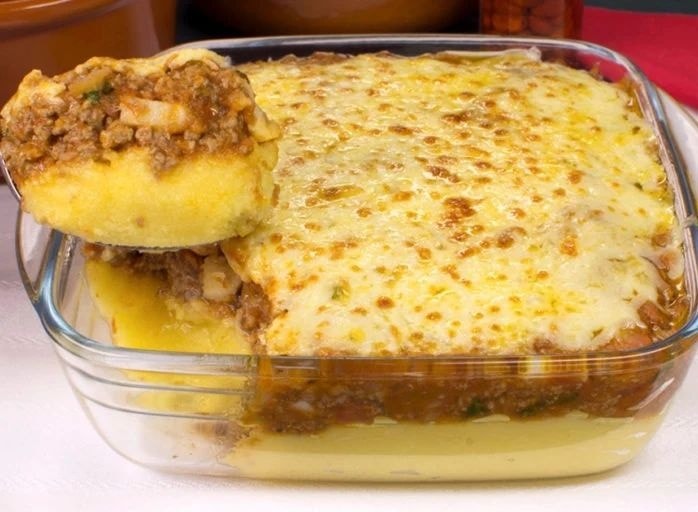 Carne moída com polenta deliciosa