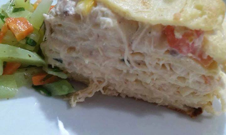 Torta de Frango com Massa de Panquecas