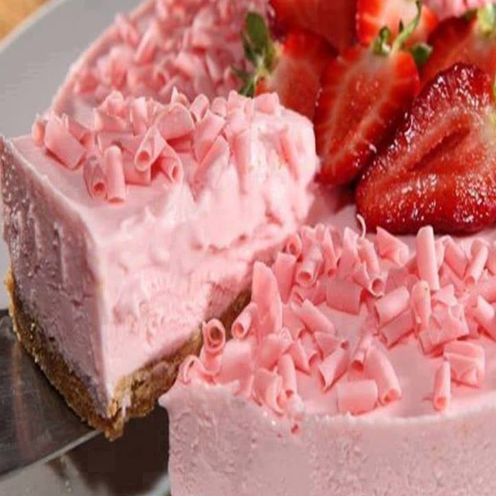 Torta rosa linda e muito gostosa