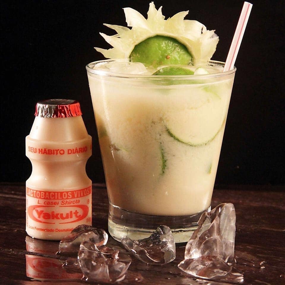 Caipirinha de Yakult”