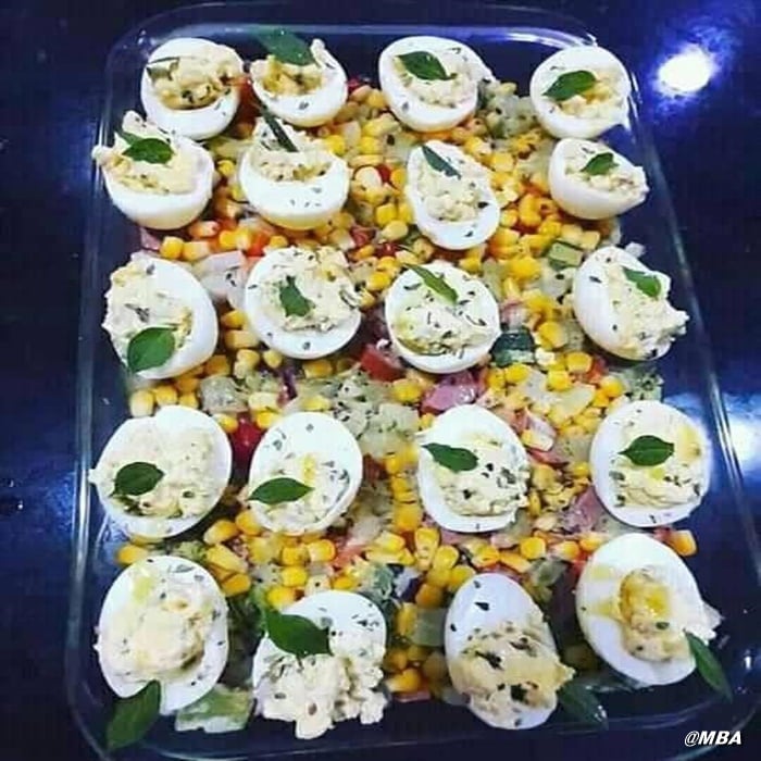 Salada de Salsicha com Ovos e Milho