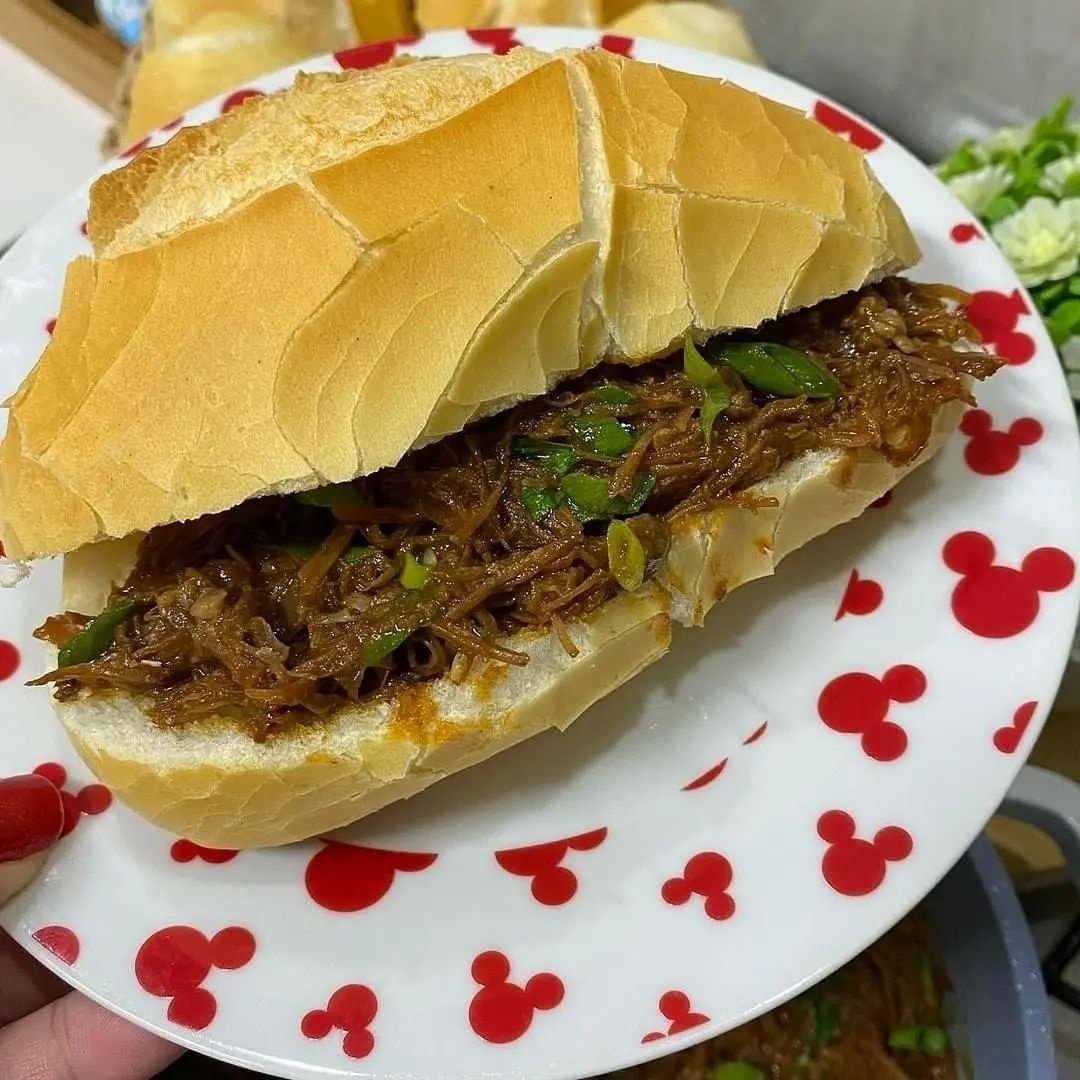 O Pão super crocante e carne super saborosa