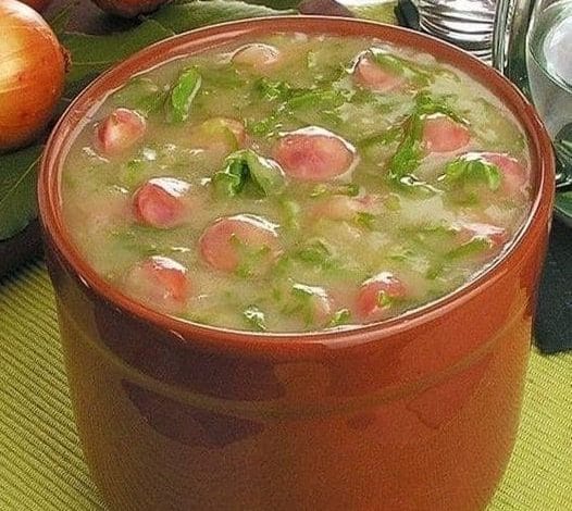 Caldo Verde com Batata e Calabresa