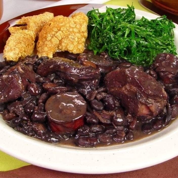 FEIJOADA TRADICIONAL