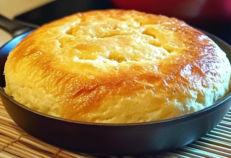 Pão de Polvilho na Frigideira – Crocante por Fora e Macio por Dentro!
